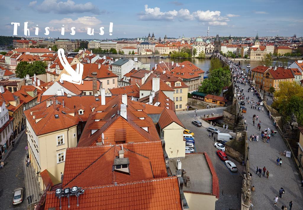 Queen Bee Apartments Прага Экстерьер фото